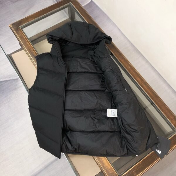 Unisex Multi-Wear Down Vest 2025