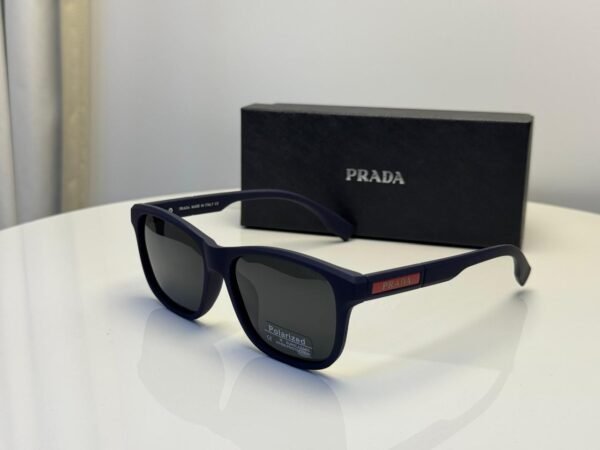 Prada Imperial Noir